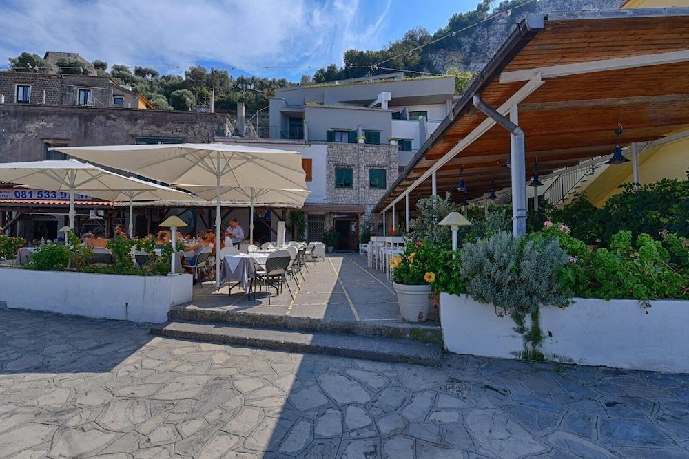 Hotel Baia Di Puolo 3*