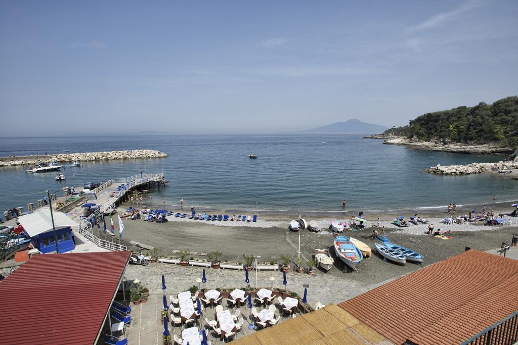 Baia Di Puolo Hotel