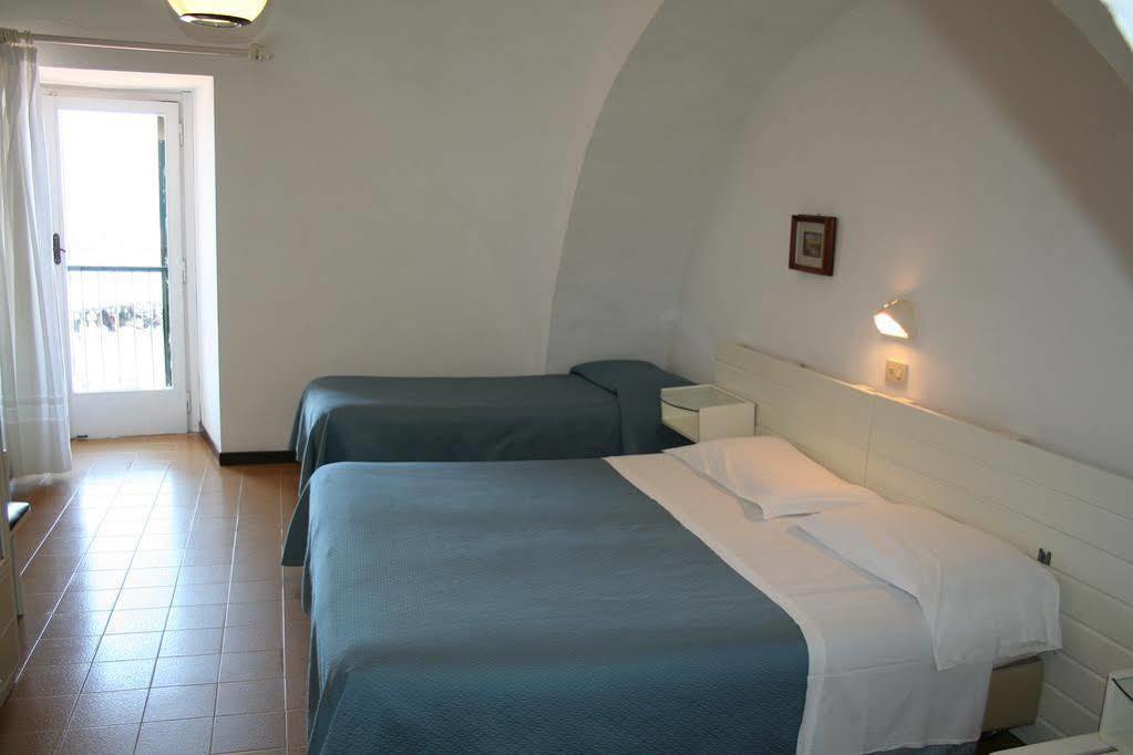 Baia Di Puolo 3*